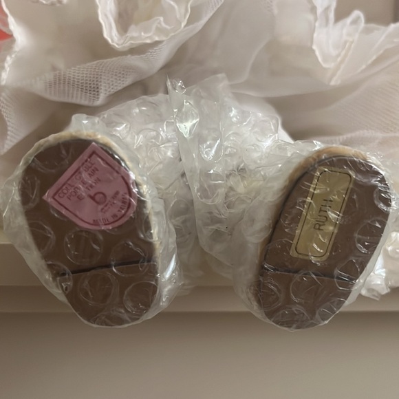 Brinn’s Ruth & Little Girl Dolls - Picture 8 of 12